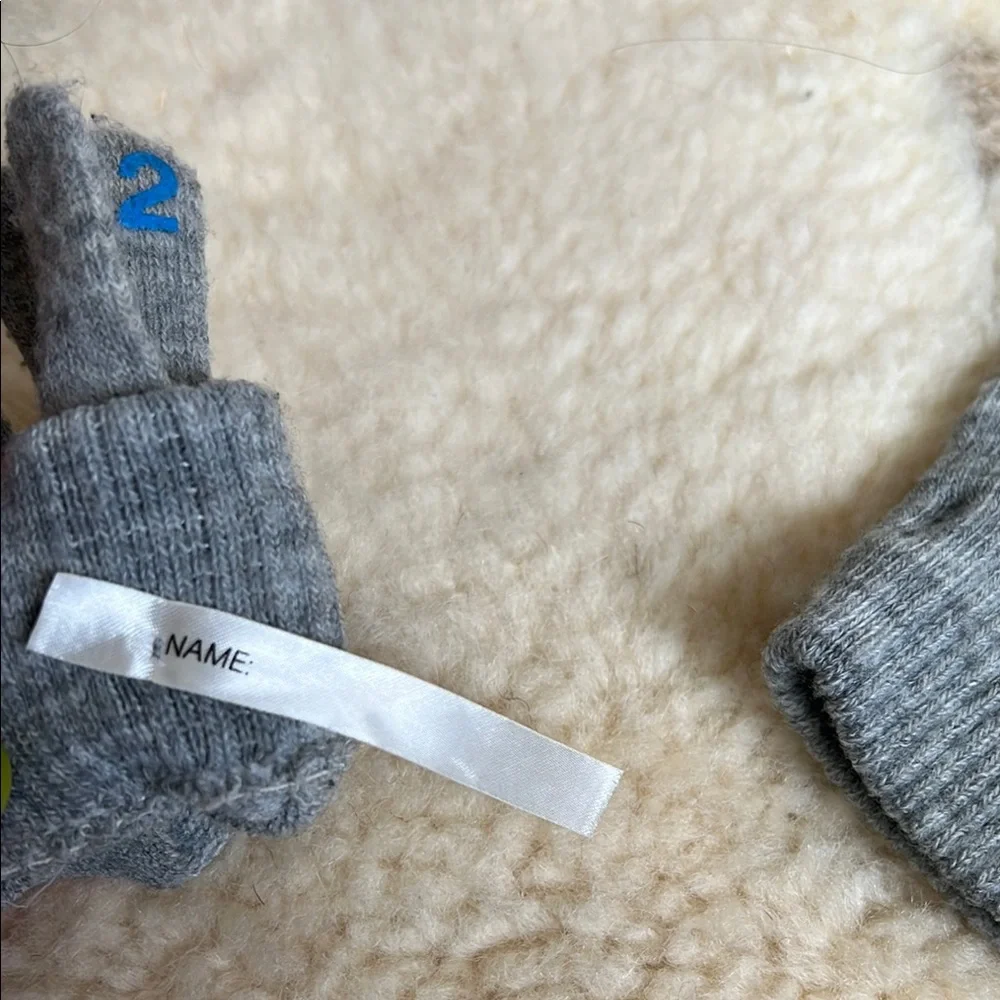 Gray Kids Gloves with Colorful Numbers ~ H & M